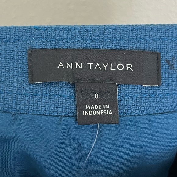 ANN TAYLOR NWT Textured Buttoned A-Line Skirt Womens Size 8 - Picture 4 of 6